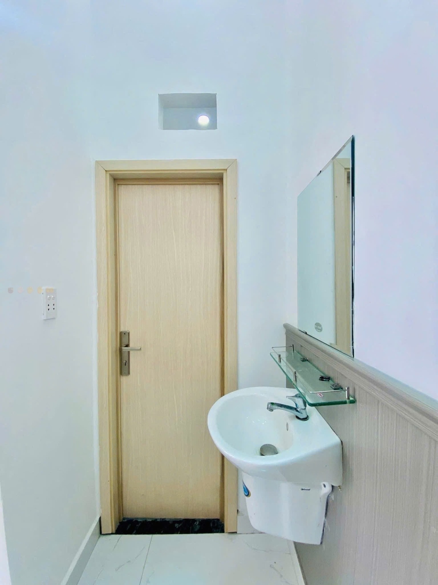 Nhà nhỏ xinh 1 trệt 1 lầu 36m2 bao SHR giá tốt, chưa tới 700tr - Ảnh 2